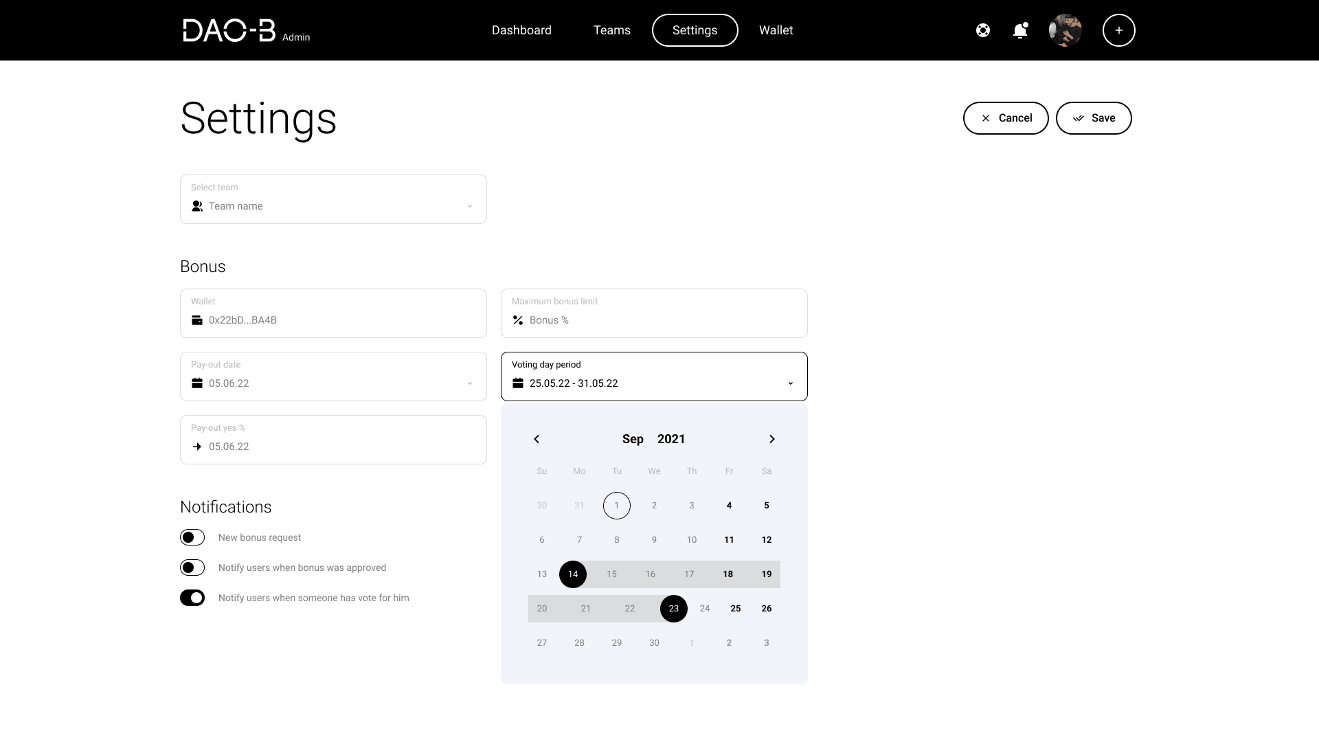 DAO-B settings screen with bonus wallet, payout dates, voting day period and notification toggles